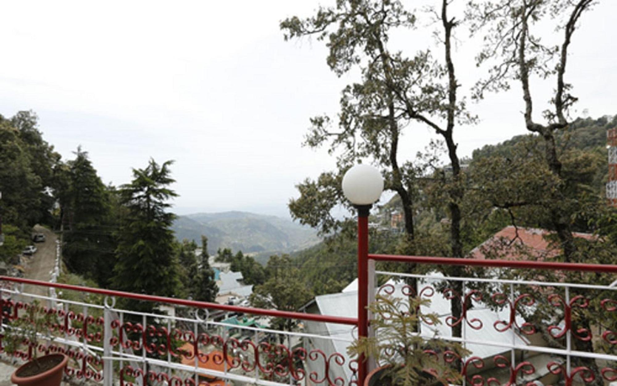 Mongas Hotel & Resort Dalhousie Exterior photo