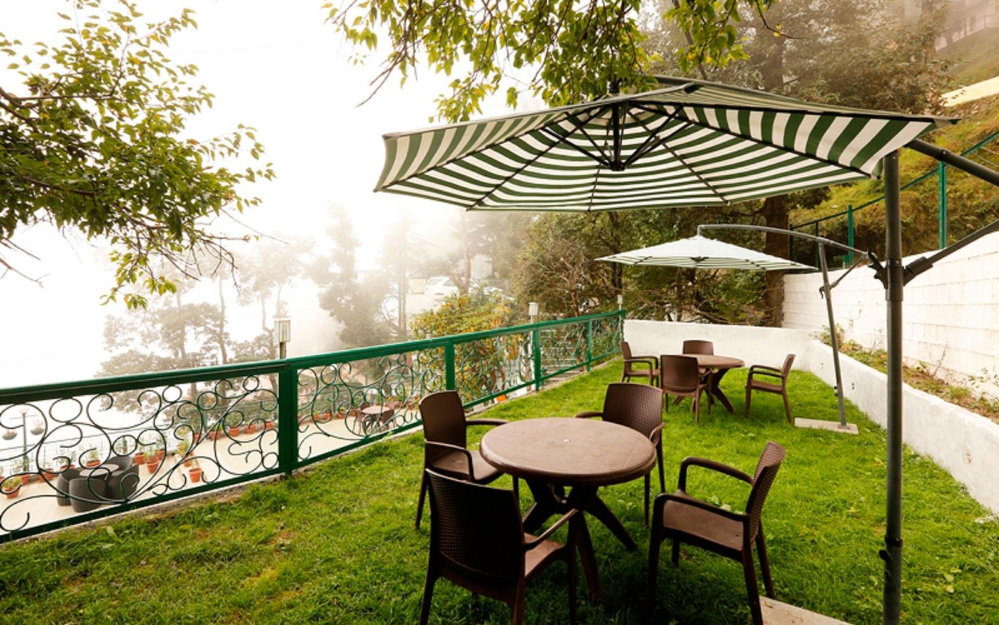 Mongas Hotel & Resort Dalhousie Exterior photo