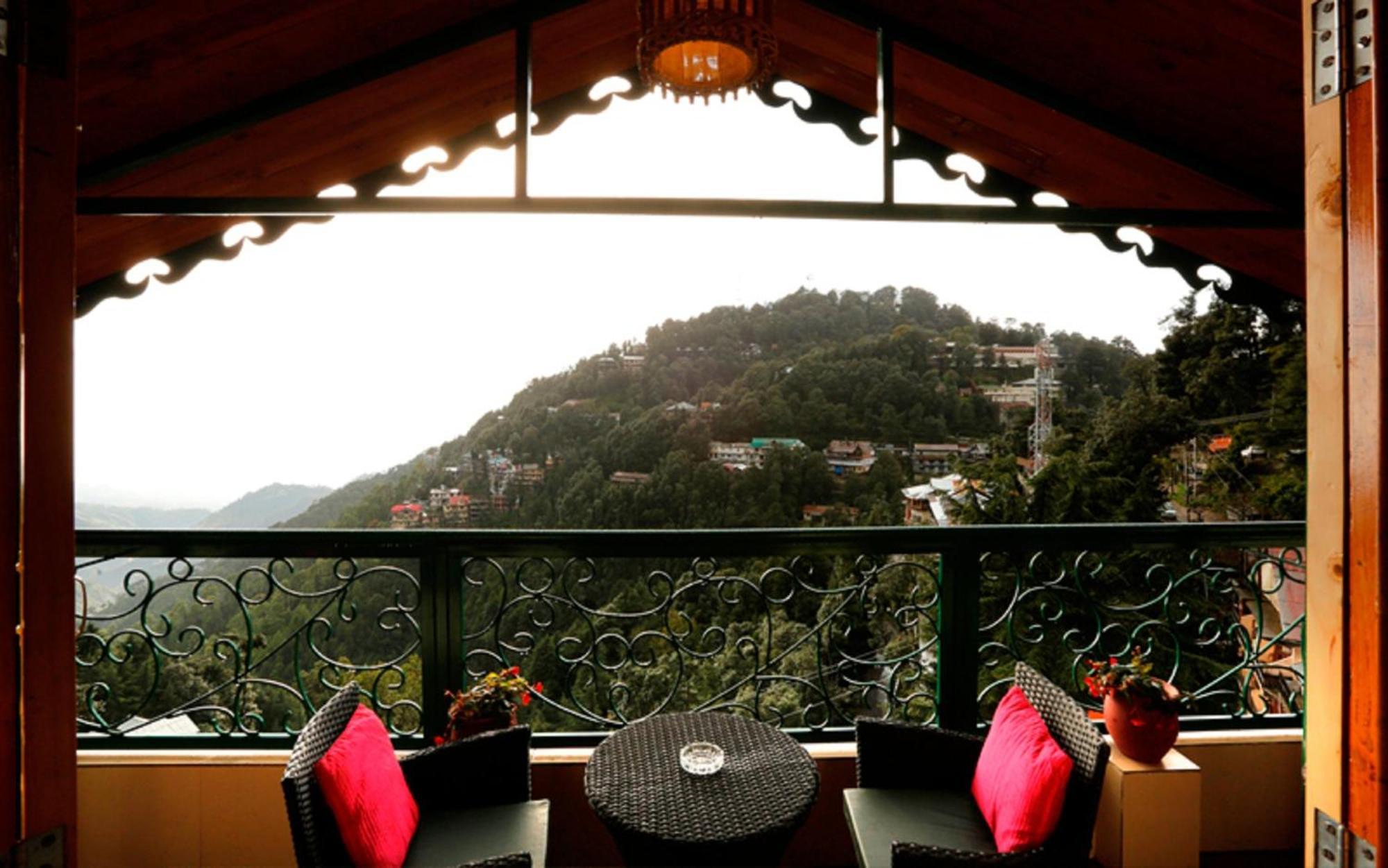 Mongas Hotel & Resort Dalhousie Exterior photo